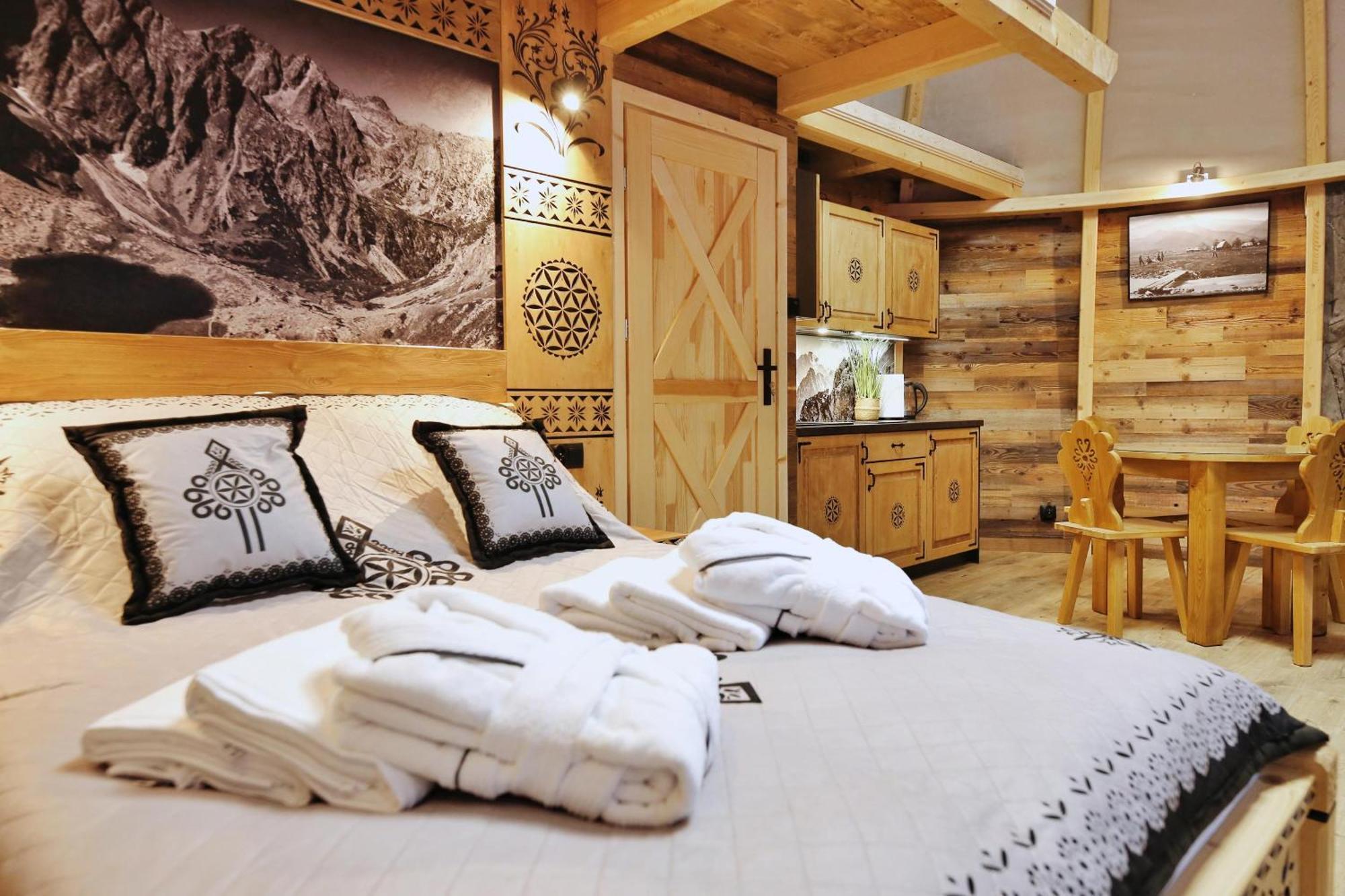 Hotel Tatry Mountain Glamp Z Jacuzzi à Zakopane Extérieur photo