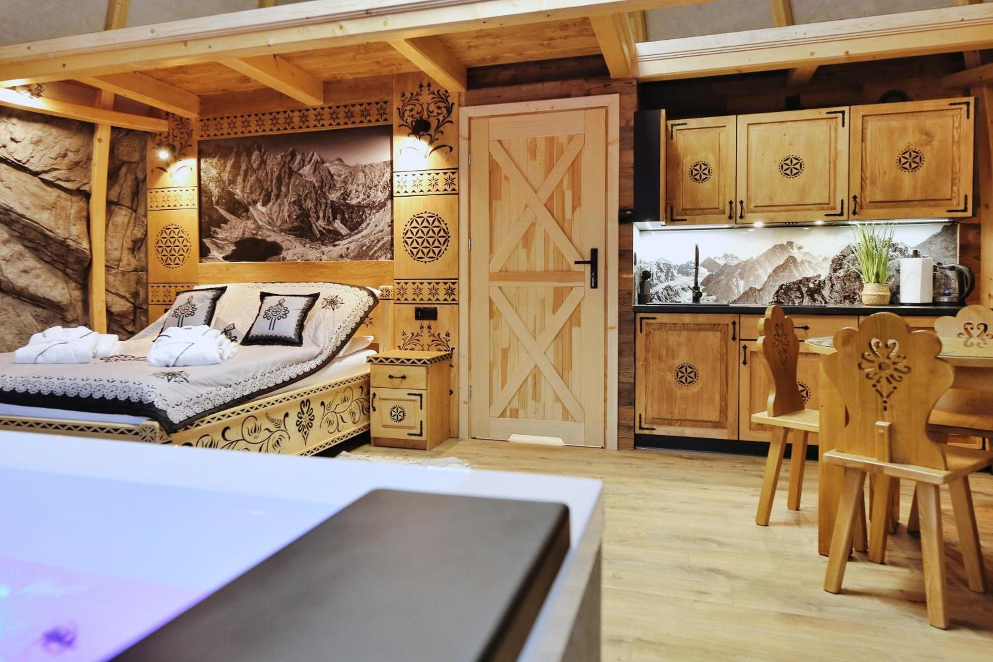Hotel Tatry Mountain Glamp Z Jacuzzi à Zakopane Extérieur photo